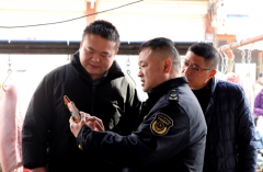 确保人平易近群众吃得平安、吃得安心